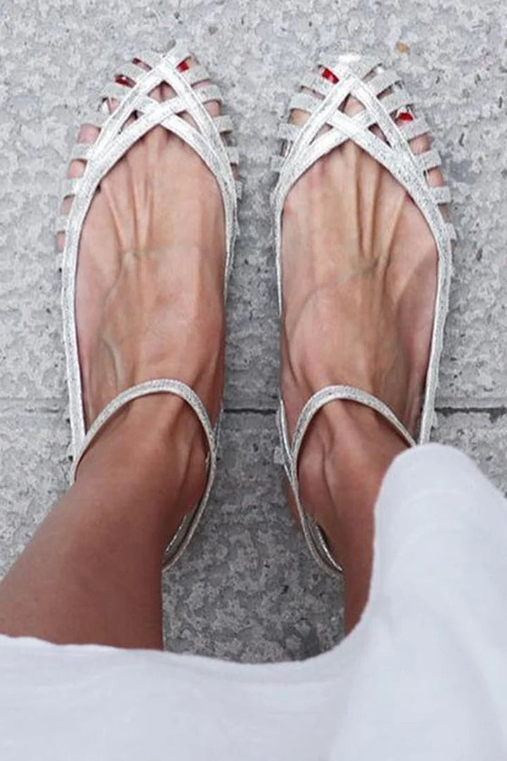 GIADA | Elegant woven ballet flats with ankle strap for a sophisticated style