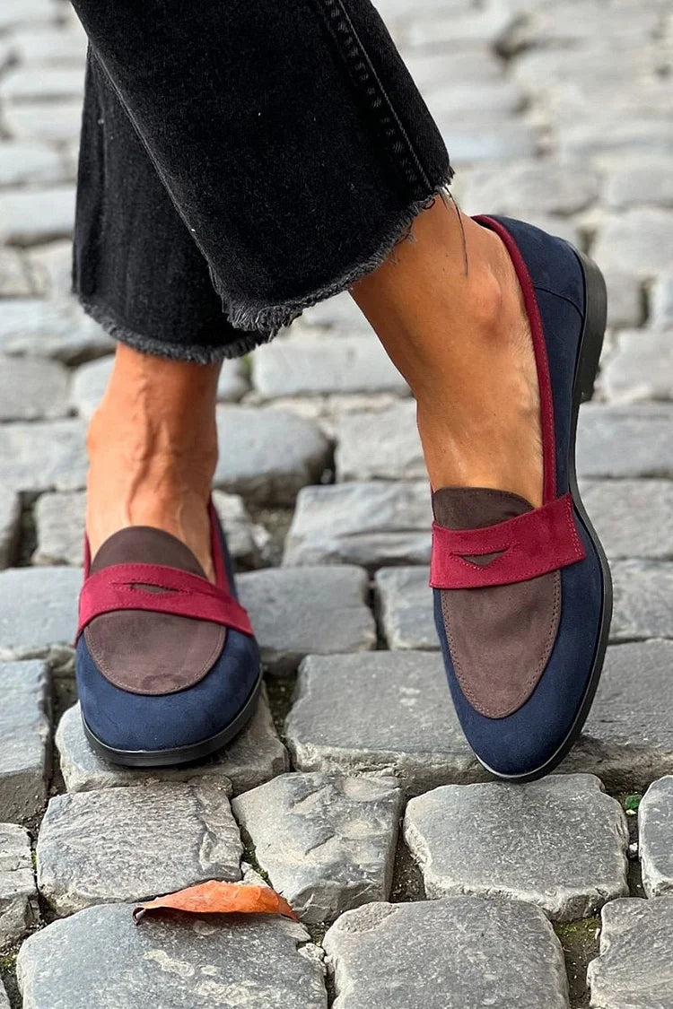 Esther | Elegant round-toe loafers with a small heel