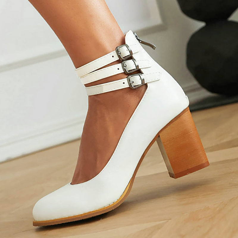 Casilda | Plain sandals with ankle strap and chunky heel