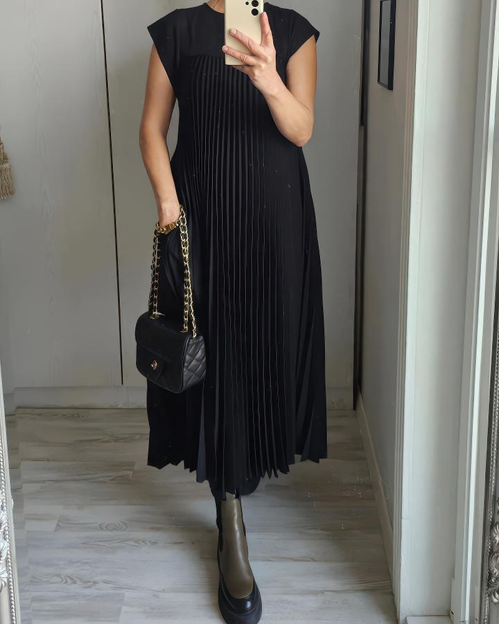 Joëlle | Timeless and Comfortable Dress
