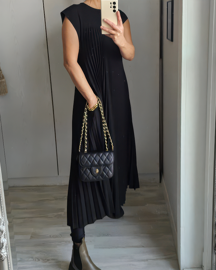 Joëlle | Timeless and Comfortable Dress