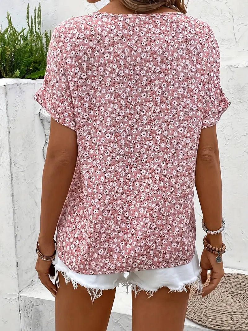 Verna | Chic blouse with floral print