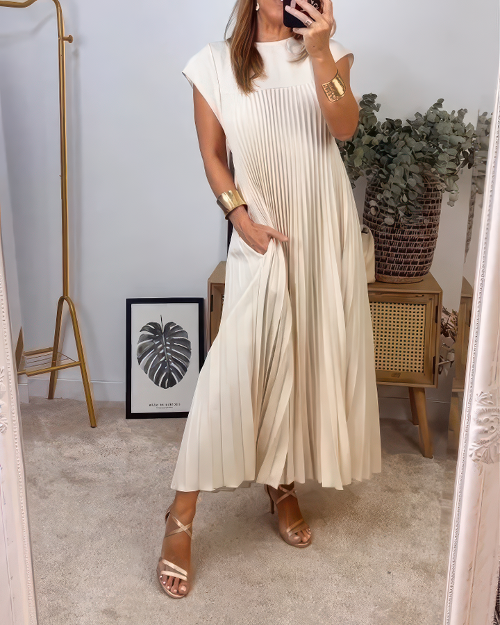 Joëlle | Timeless and Comfortable Dress
