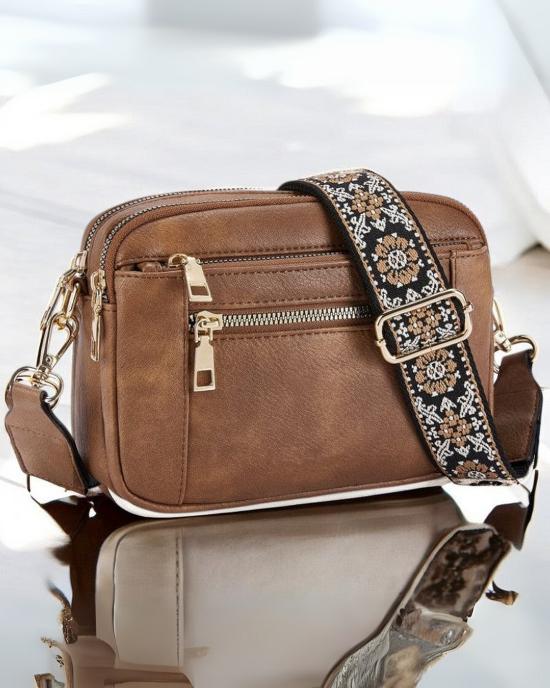 Camille | Elegant Leather Shoulder Bag for Women with Practical Compartments