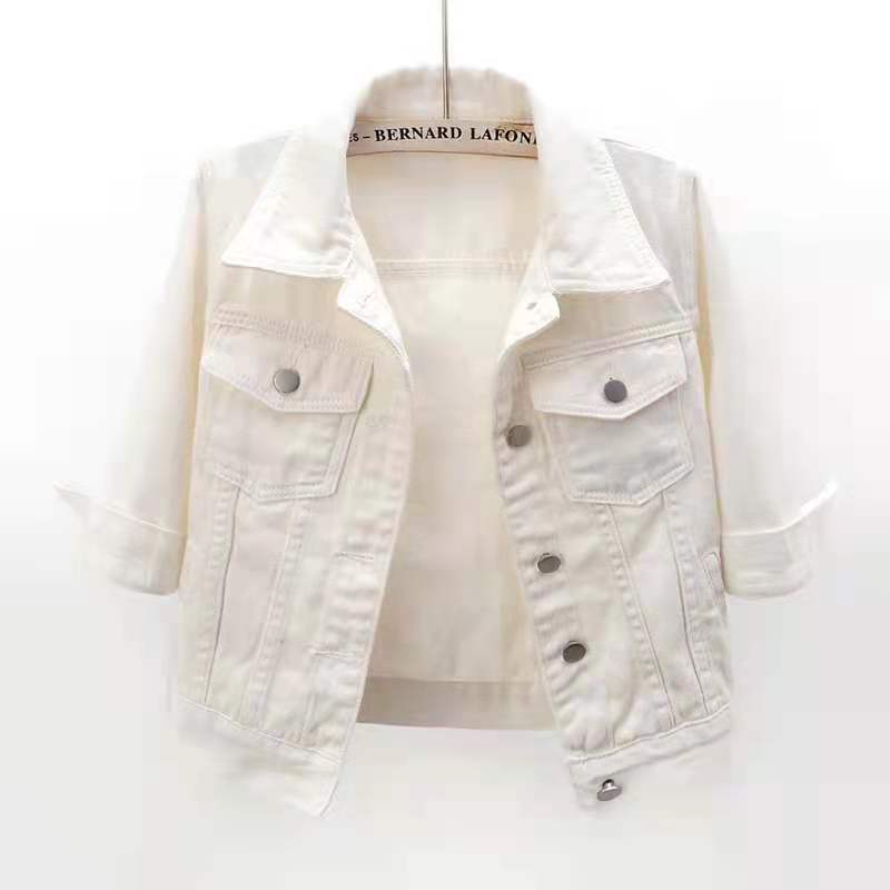 KAROLINA | Classic Denim Jacket for Everyday Wear