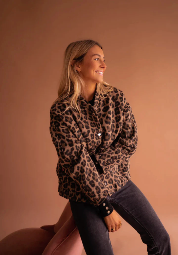 Ava | Bomber Jacket with Leopard Print