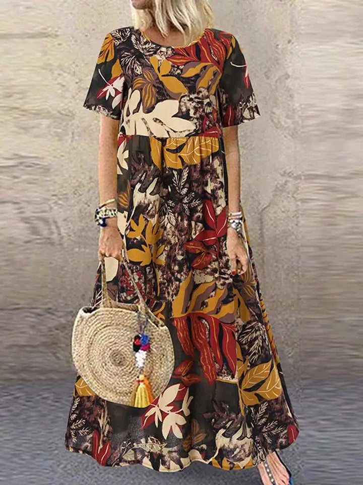 Suzie | Elegant maxi dress with playful print