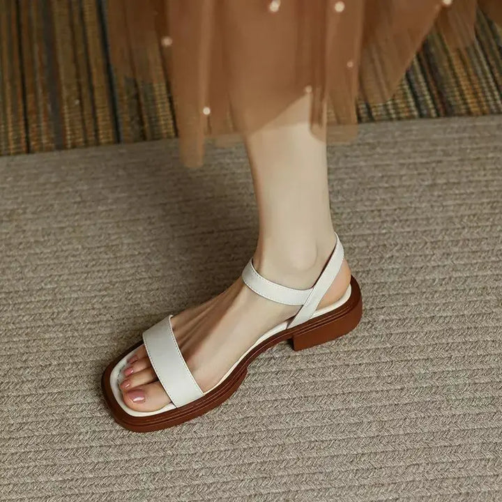 June™ | Leather sandals for an essential and refined style