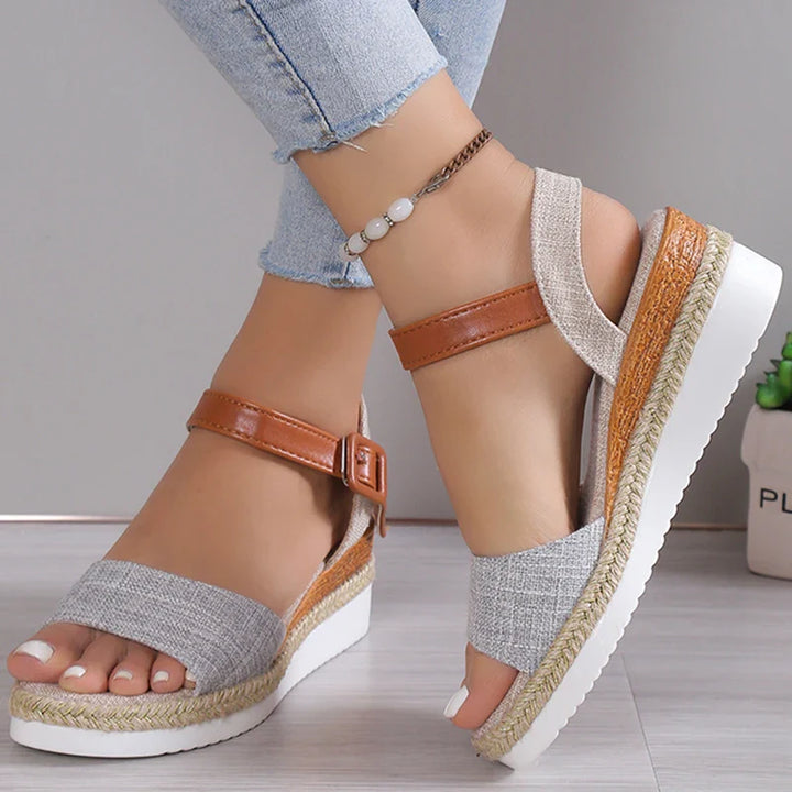 Julia | Sandals with ergonomic sole