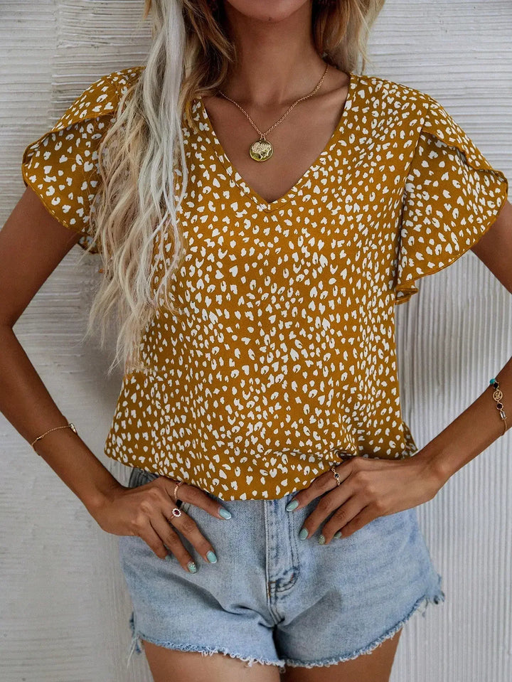 Cassidy | Chic blouse with abstract print