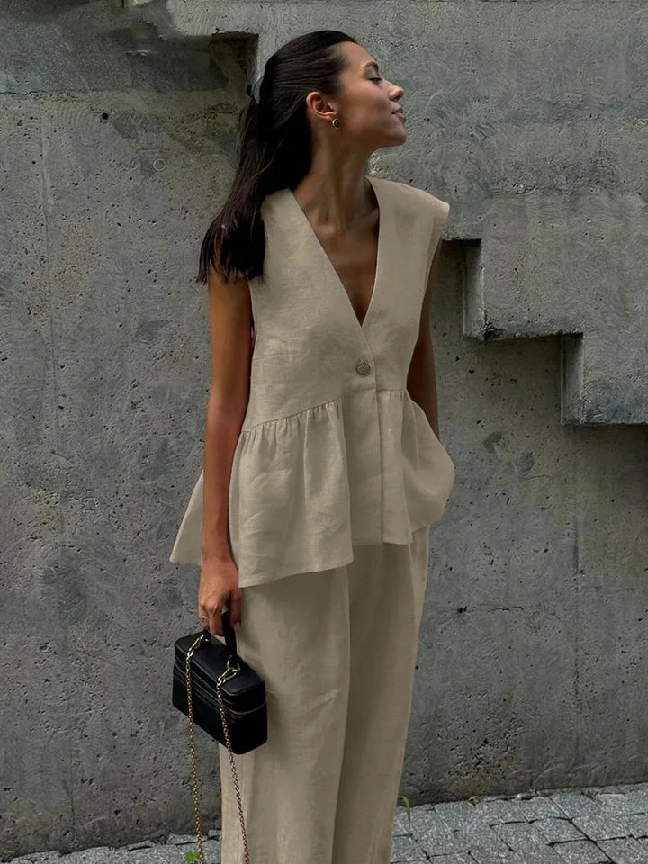 Laura™ | Graceful and Flowing Set