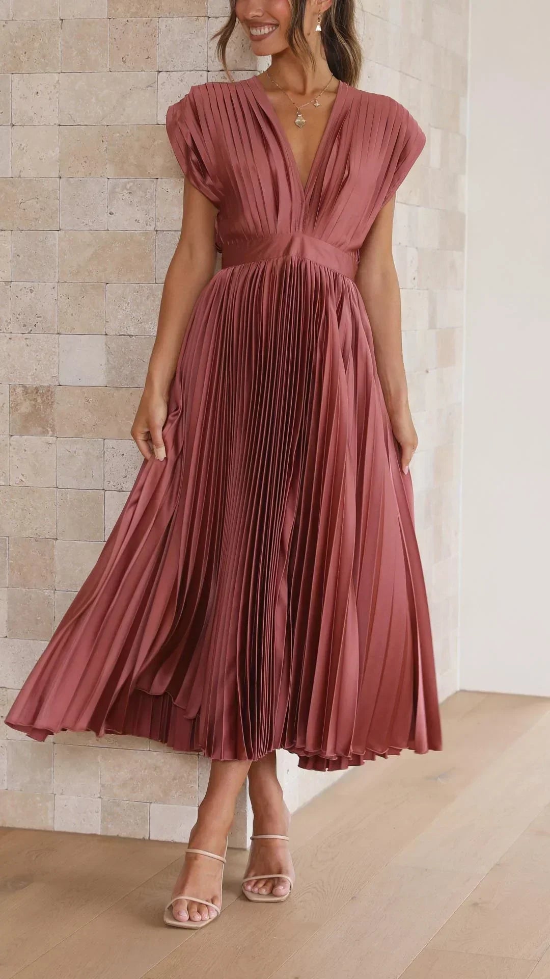 Alexia™ - Elegant Midi Dress