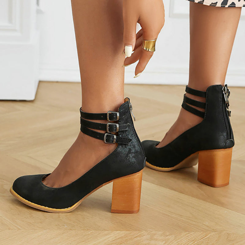 Casilda | Plain sandals with ankle strap and chunky heel