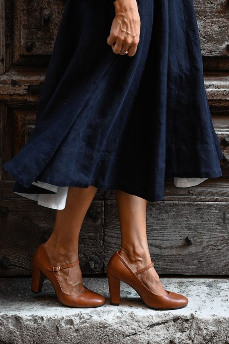Bravina | Everyday Sandals with Low Heel Strap