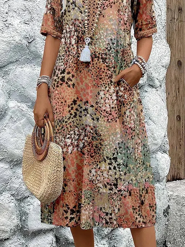 Colette | Vibrating Midi Dress