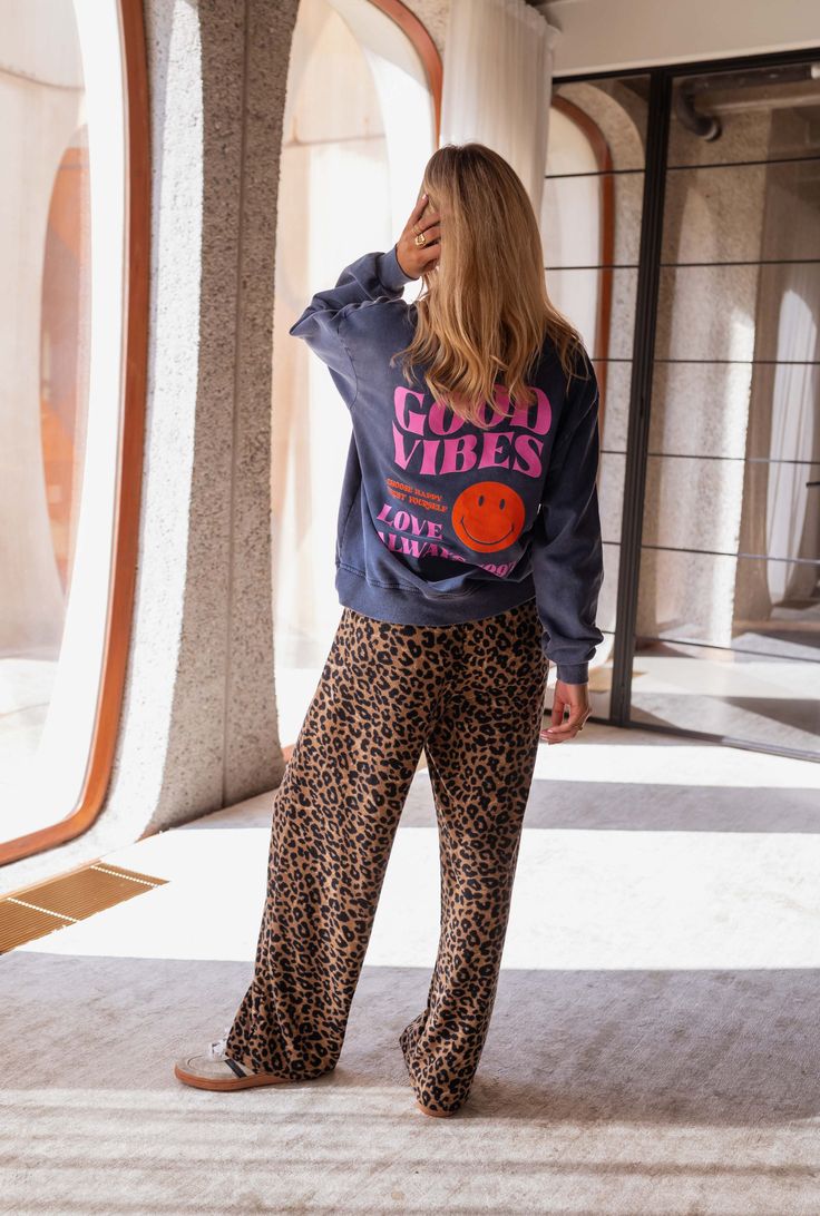 Kira | Chic pants with wide legs