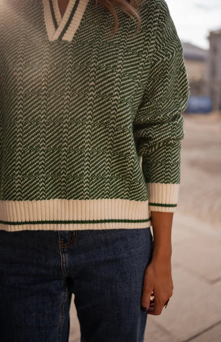 Ella | Stylish sweater with a retro touch